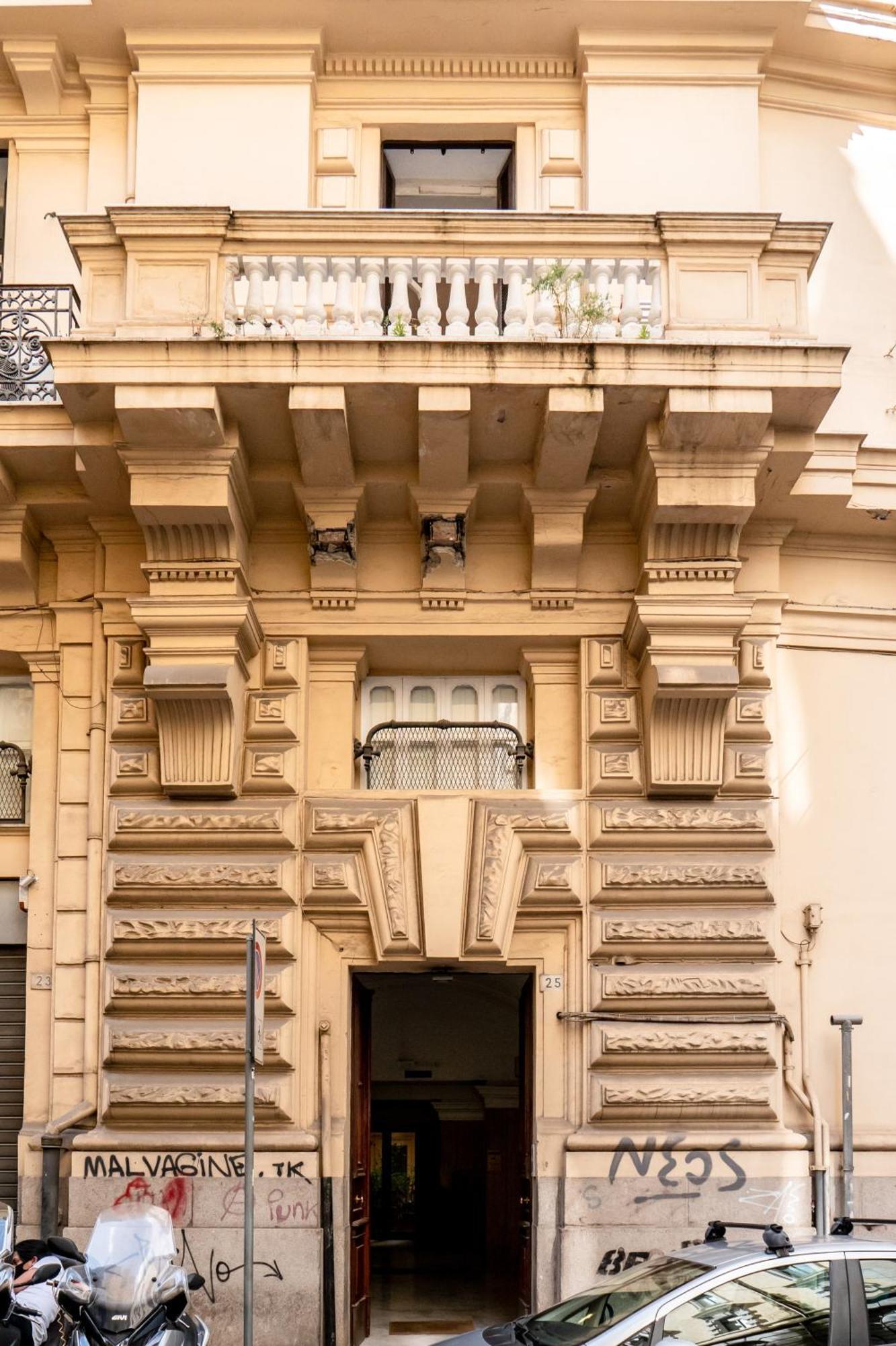 Comfort Zone Naples Hotel Exterior photo