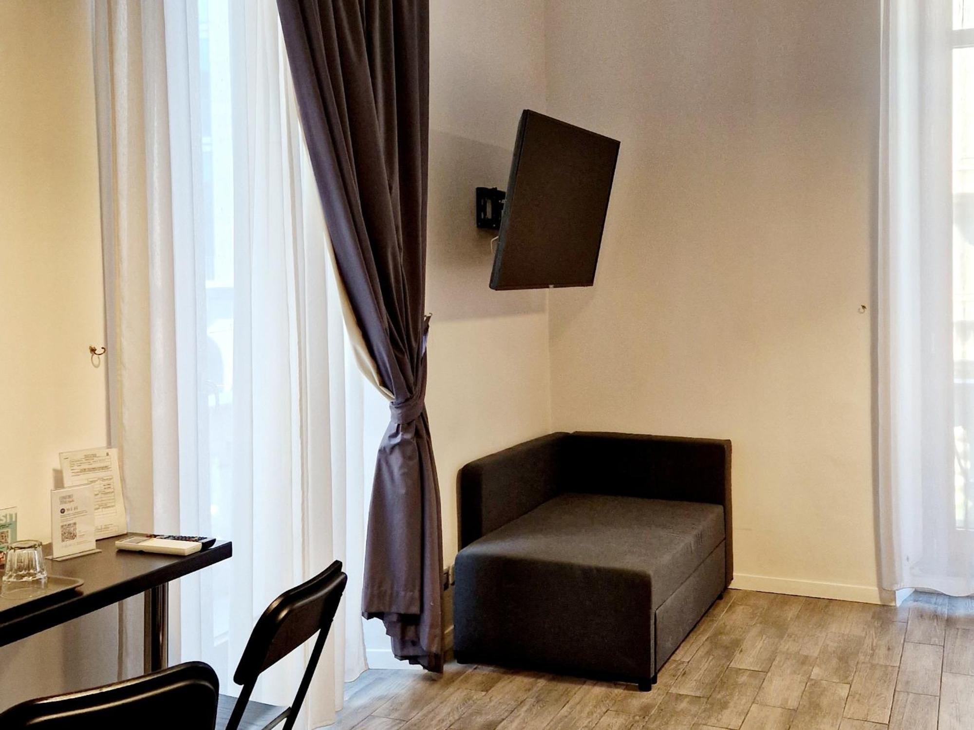 Comfort Zone Naples Room photo